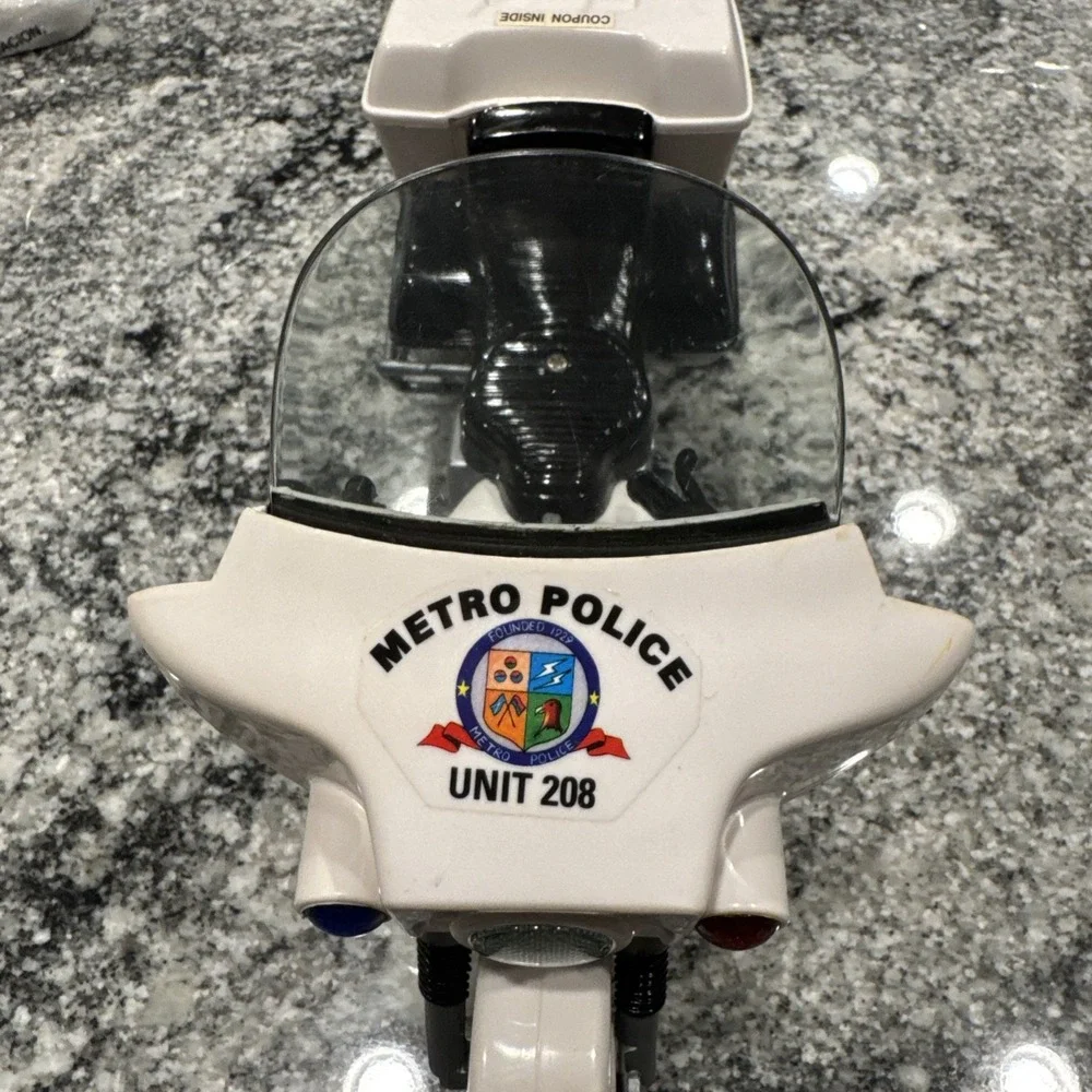 1960s Metro Police Unit 208 Plastic Motorcycle Figurine Original Stickers‎